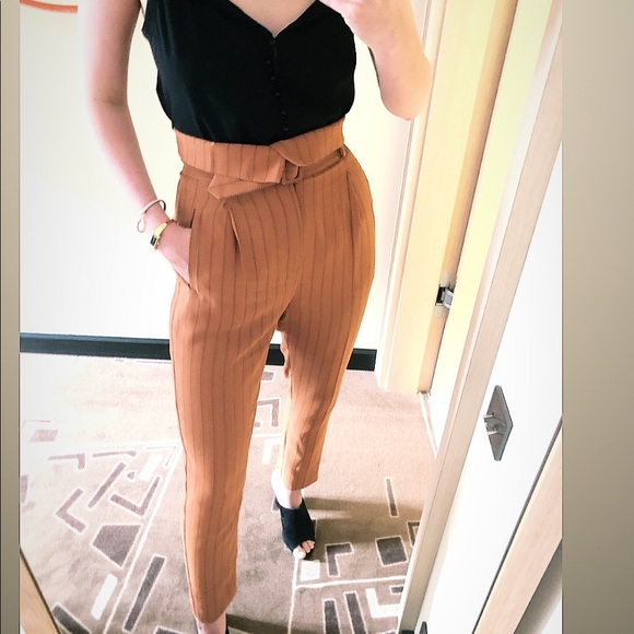 Meet your Posher, Caitlin - Picture 3 of 4